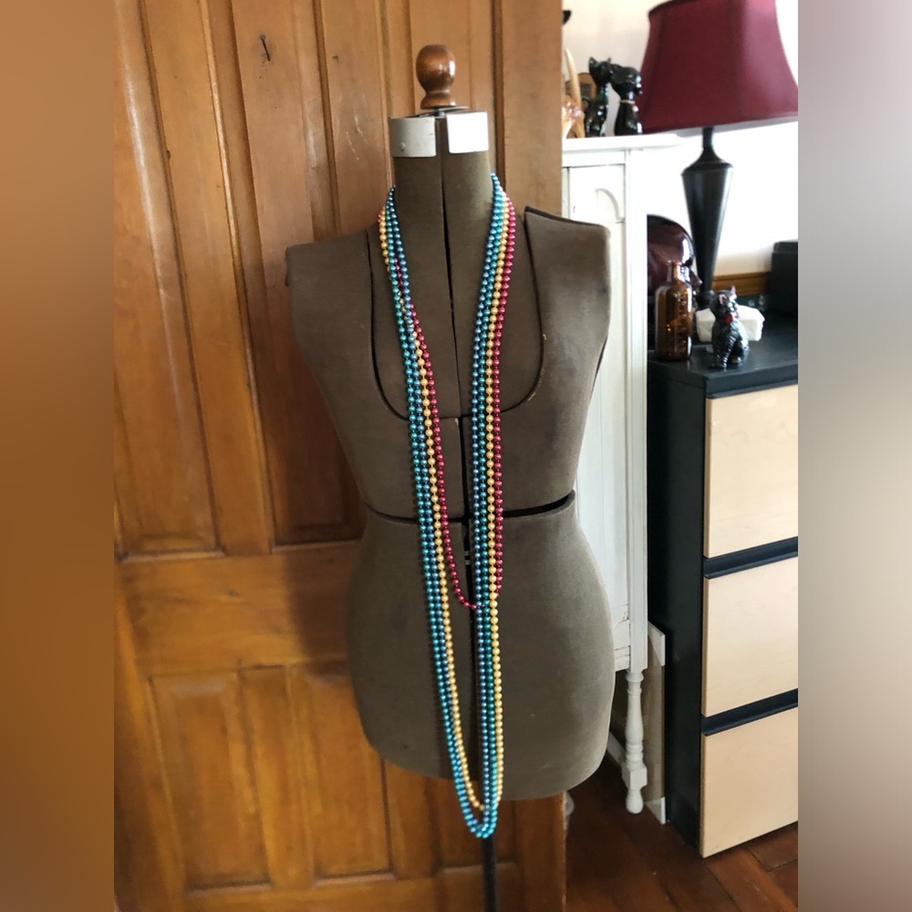Vtg Pearlescent Beaded Flapper Necklace Bundle